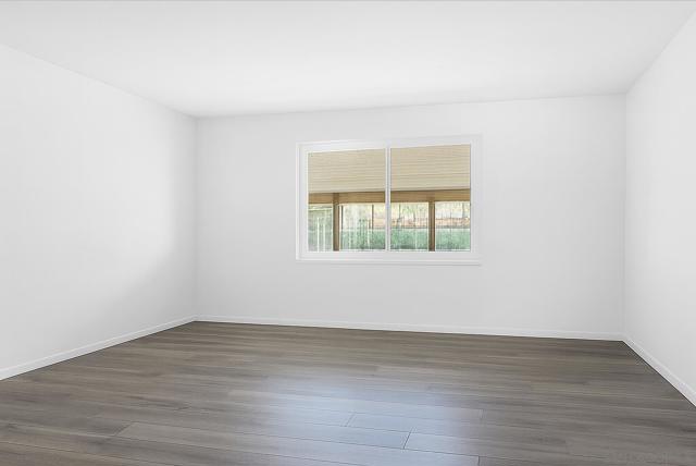 475 Rivera Ct, Chula Vista CA: https://media.crmls.org/mediaz/57a4bbdc-9ba6-474d-96a8-6a6a66d28e9f.jpg
