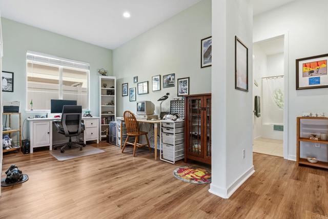 Detail Gallery Image 16 of 47 For 24067 Brison Dr, Corona,  CA 92883 - 2 Beds | 2 Baths