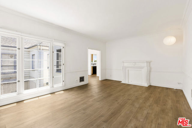 1235 S Orlando Avenue, Los Angeles CA: https://media.crmls.org/mediaz/57a63a1e-671e-4b56-8ff6-11d46211f297.jpg