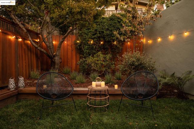 4008 Woodruff Ave, Oakland CA: https://media.crmls.org/mediaz/57a64951-02d9-463a-9d7c-f65c47430766.jpg
