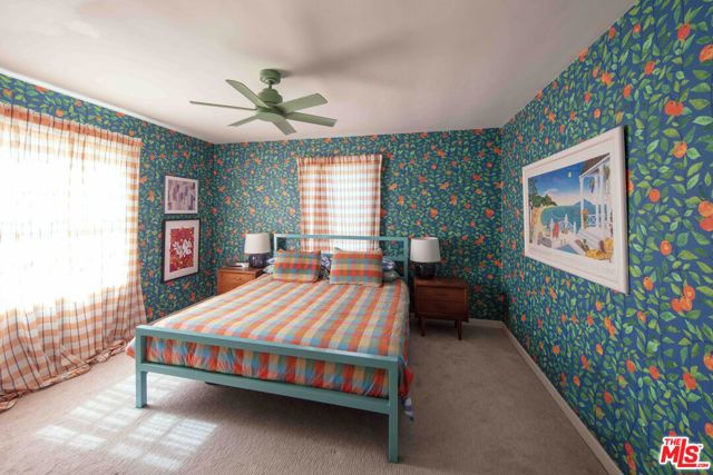 881 Cumberland Road, Glendale CA: https://media.crmls.org/mediaz/57a68087-c842-4f6f-ac48-c1efb3abac77.jpg