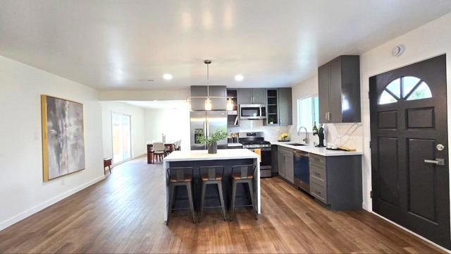 204 Santa Rosa Drive, San Jose CA: https://media.crmls.org/mediaz/57a7e105-bf52-4350-9a7a-79c4a9e7f73a.jpg