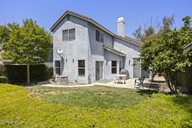 11928 Bubbling Brook Street, Moorpark CA: https://media.crmls.org/mediaz/57a805b2-c371-4cea-83bc-3401ed40475c.jpg