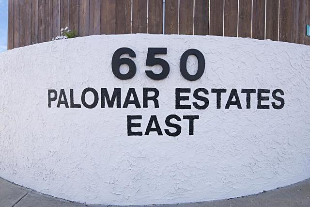650 S Rancho Santa Fe Rd, San Marcos CA: https://media.crmls.org/mediaz/57a87d83-e74e-4ca6-97bc-e174e43403ca.jpg