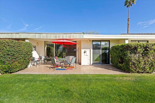1711 Grand Bahama Drive W, Palm Springs, CA 92264