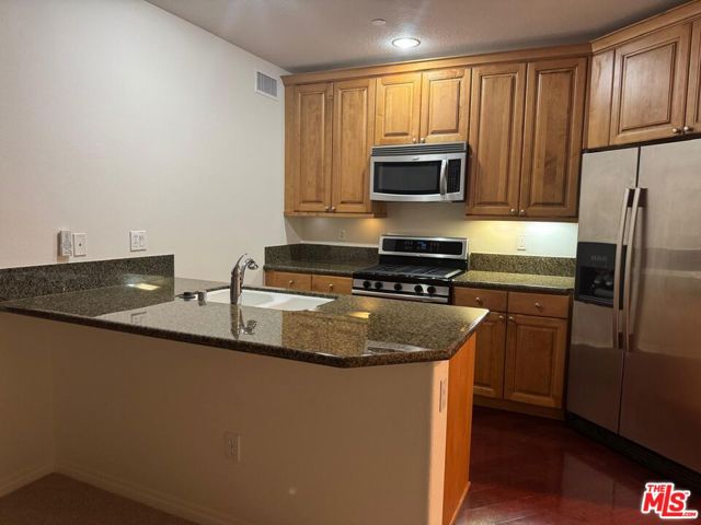 2750 Artesia Boulevard, Redondo Beach CA: https://media.crmls.org/mediaz/57ab485f-fddd-49a8-a1cc-7012d9747aba.jpg