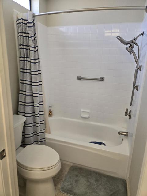 28548 Taos Court, Cathedral City CA: https://media.crmls.org/mediaz/57ab97f6-a6e5-4fc9-97a5-7a2dd0509ef1.jpg