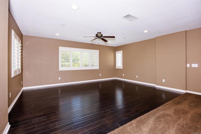 27002 Red Maple Street, Murrieta CA: https://media.crmls.org/mediaz/57abbdd2-dadc-418c-897d-caa1ad562235.jpg