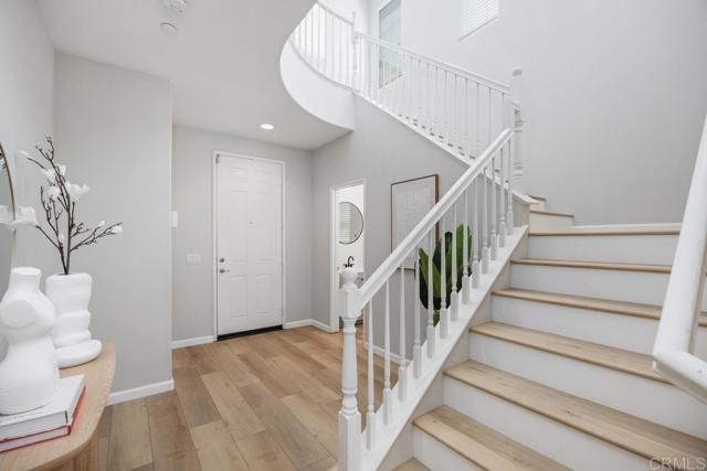 4016 Lake Shore Lane, Fallbrook CA: https://media.crmls.org/mediaz/57abc6c2-195c-4ca9-803a-301e2e408a1c.jpg