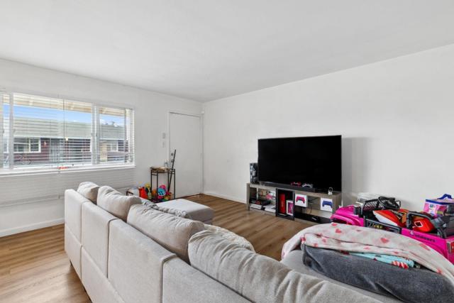1182 Leigh, San Jose CA: https://media.crmls.org/mediaz/57abc867-447c-49b6-b689-3709ad11e38a.jpg
