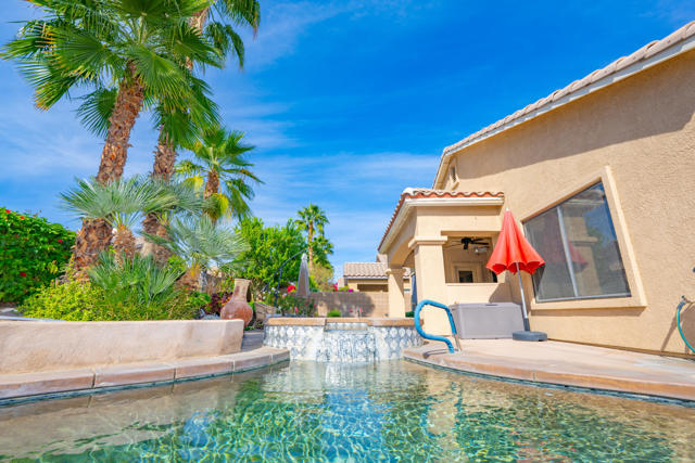 45595 Banff Springs Street, Indio CA: https://media.crmls.org/mediaz/57ad6186-fcbe-4684-859e-40b6527b2620.jpg