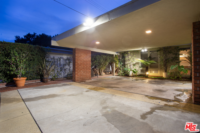 3 Bed Home for Sale in Los Angeles, California