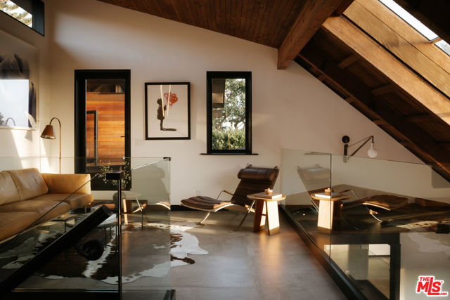 5 Bed Home for Sale in Malibu, California