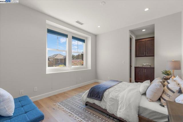 379 Felipe Cmn, Fremont CA: https://media.crmls.org/mediaz/57ae3bfd-2581-4d0d-acaf-7ea89d420236.jpg