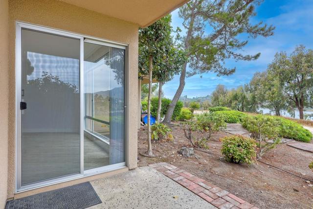 5710 Baltimore Dr, La Mesa CA: https://media.crmls.org/mediaz/57ae5445-e86c-48df-a798-740f65a00a40.jpg