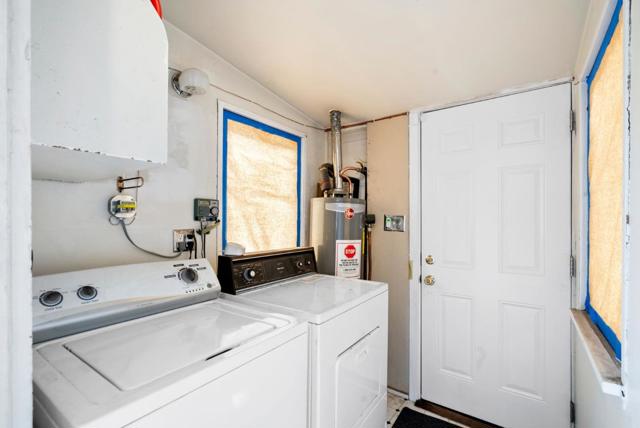 30 Clinton Street, Redwood City CA: https://media.crmls.org/mediaz/57aeb080-283c-47f4-a1d8-0b1a0dadd621.jpg