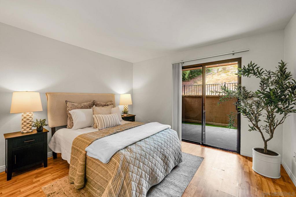 12059 Alta Carmel Court - photo 16