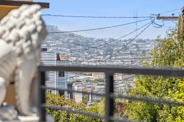 260 Curtis Street, San Francisco CA: https://media.crmls.org/mediaz/57b037ea-ce79-4219-94e6-73a9d25e394b.jpg
