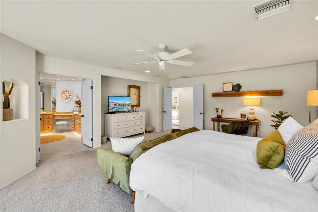73501 Broken Arrow Trail, Palm Desert CA: https://media.crmls.org/mediaz/57b3c48f-26b6-4b35-8de3-5d20e87ded2b.jpg