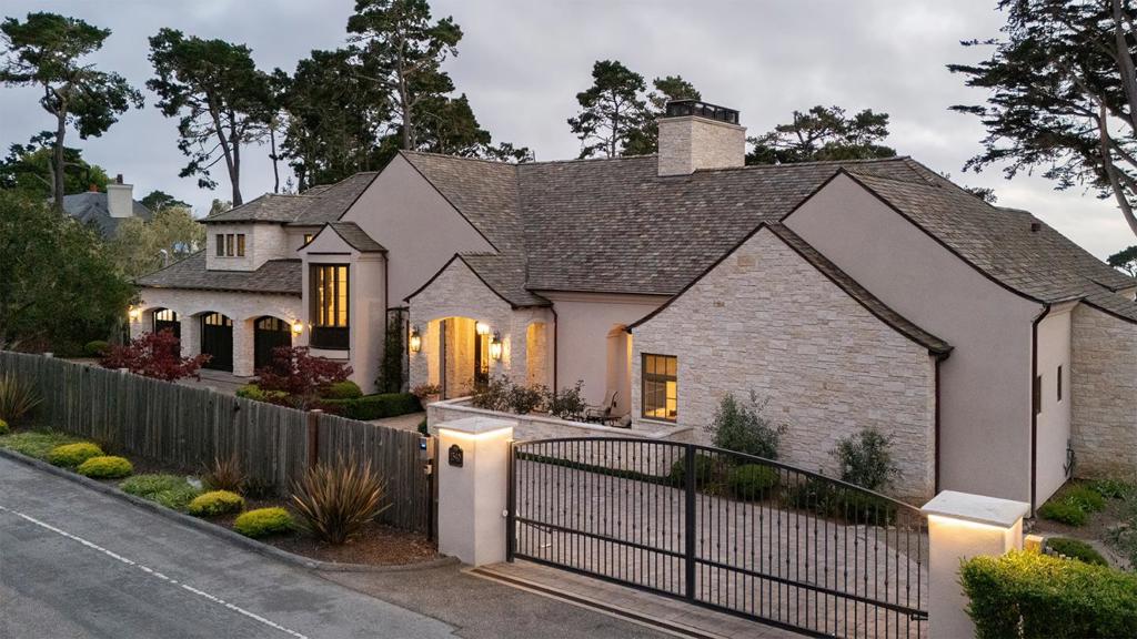 1540 Viscaino Road