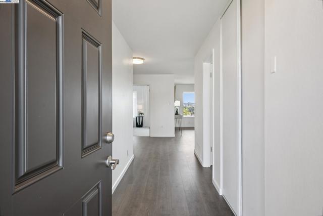 1165 Amend St, Pinole CA: https://media.crmls.org/mediaz/57b8e30a-904a-4bf0-83c9-ff3f3f2e098c.jpg