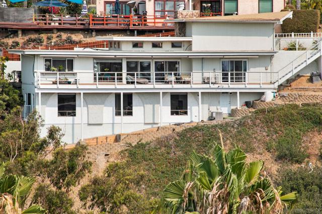 1694 Torrance St, San Diego CA: https://media.crmls.org/mediaz/57b9b844-0e8c-459c-95fb-4c9b4e1929c4.jpg