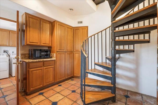 Detail Gallery Image 13 of 60 For 3577 Stonegate Pl, Fallbrook,  CA 92028 - 5 Beds | 6/1 Baths