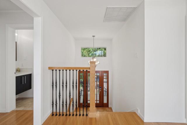 1619 Sunset Ridge Road, Los Gatos CA: https://media.crmls.org/mediaz/57bcdd26-768b-4014-9bbe-2476b95a034e.jpg