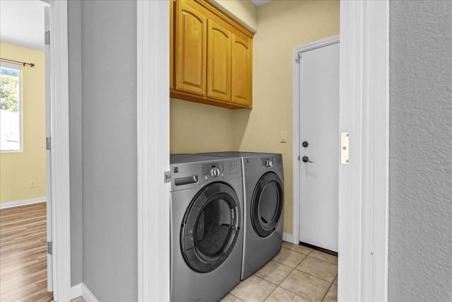 21775 Woodrose Place, Salinas CA: https://media.crmls.org/mediaz/57bd425f-7bbb-4b69-a8f2-d6cb42c5ffda.jpg