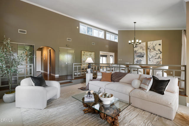 872 Flores De Oro, South Pasadena CA: https://media.crmls.org/mediaz/57bd48ad-624c-4ec2-a464-3d1ce76b3cd4.jpg
