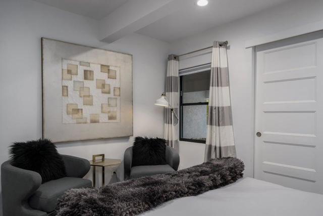 505 N Camino Real, Palm Springs CA: https://media.crmls.org/mediaz/57beb423-cb87-4766-a45f-390f05efda2c.jpg