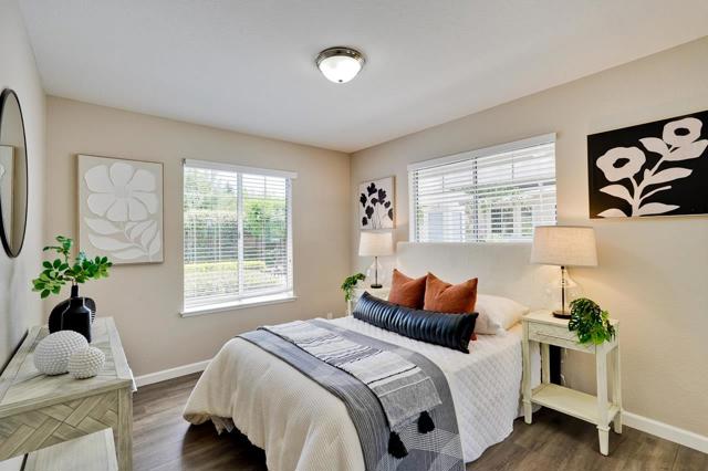 304 Windmill Park Lane, Mountain View CA: https://media.crmls.org/mediaz/57bf2584-95df-487b-9f35-a5ce8b8e2821.jpg