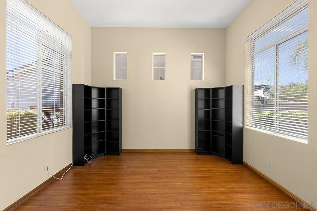 553 Golf Glen Dr - photo 7