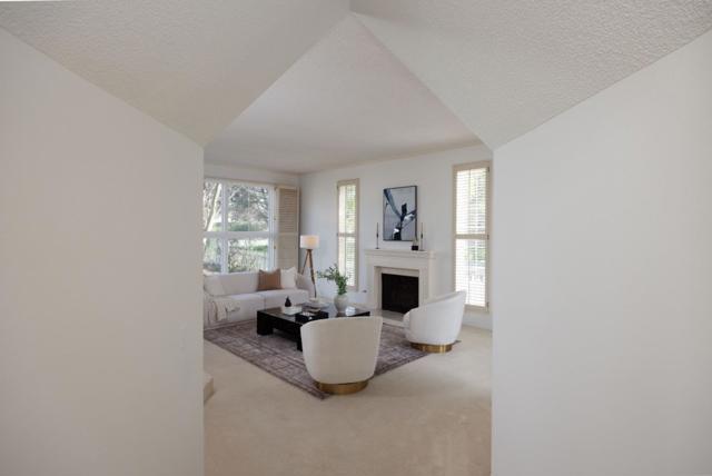 21 Pinehurst Lane, Half Moon Bay CA: https://media.crmls.org/mediaz/57bf7a7e-8b7b-4201-ba92-fd2ae2d45cdd.jpg
