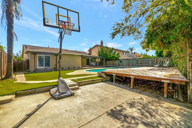 184 Park Sharon Drive, San Jose CA: https://media.crmls.org/mediaz/57bfb502-4f74-47ec-aa66-c8c4ac6a7fdf.jpg