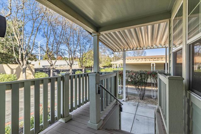 690 Persian Drive, Sunnyvale CA: https://media.crmls.org/mediaz/57bfbbc0-0cbf-4960-8ab6-486483775146.jpg
