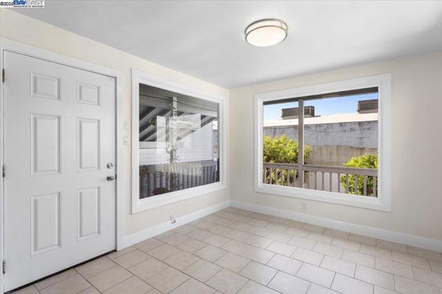 1539 International Blvd, Oakland CA: https://media.crmls.org/mediaz/57bfe5bd-c328-4792-b4e7-1d9b30c2a8d0.jpg