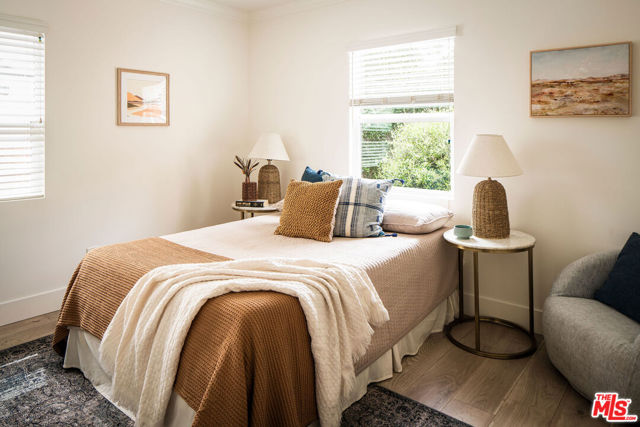 Image 9 of 24 For 2354 Landa Street