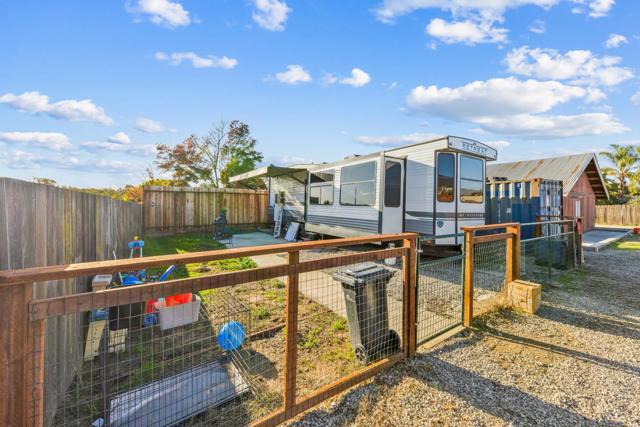 11840 Foothill Avenue, Gilroy CA: https://media.crmls.org/mediaz/57c1893f-02f8-43a1-a8ef-6296b5dc6a2f.jpg