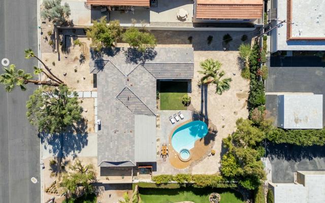 45715 Verba Santa Drive, Palm Desert CA: https://media.crmls.org/mediaz/57c25cc1-5d79-44a8-95ed-d4bfd05dae11.jpg