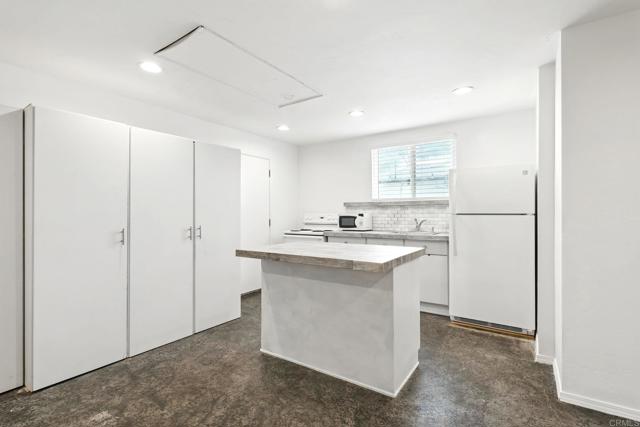 Detail Gallery Image 4 of 22 For 835 Dewitt Ave #B,  Encinitas,  CA 92024 - 0 Beds | 1 Baths