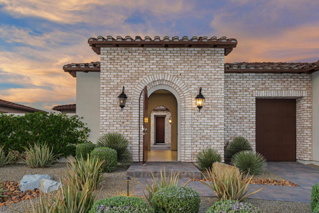 75144 Citadel Place, Indian Wells CA: https://media.crmls.org/mediaz/57c35dca-afca-4731-b829-226d96224763.jpg