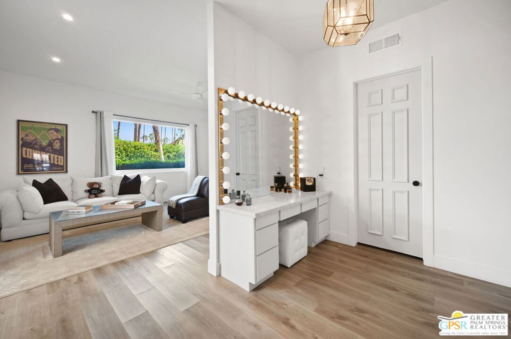 MLS #25607813PS image #32