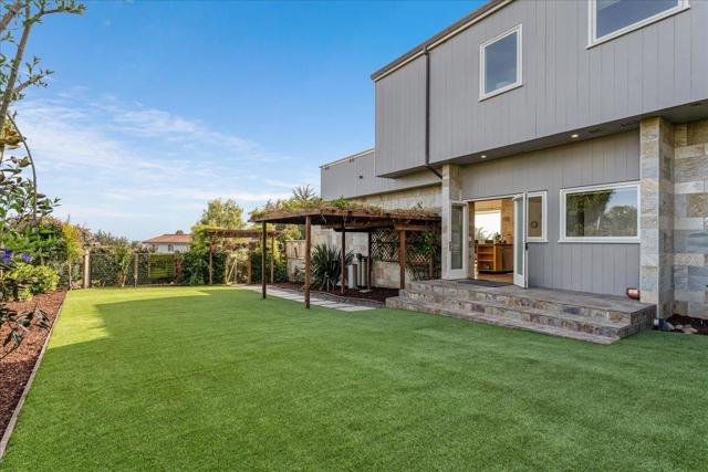 405 Heather Point Lane, Watsonville CA: https://media.crmls.org/mediaz/57c57051-ea99-4f1c-8e20-694cdfa8f4be.jpg