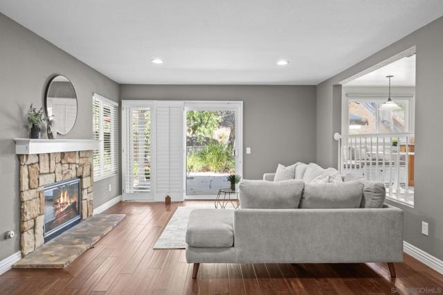 13907 Bruyere Ct, San Diego CA: https://media.crmls.org/mediaz/57c69b91-ca58-4384-993a-77d32842f27e.jpg