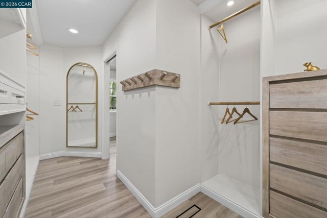 Image 20 of 41 For 1656 Foothill Park Circle