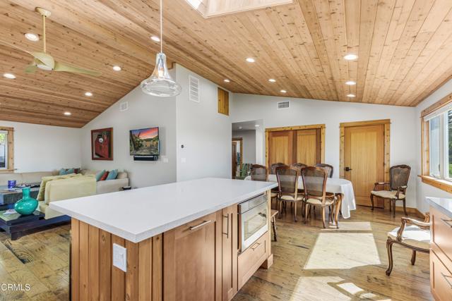 Detail Gallery Image 13 of 47 For 7035 Oxnard Ave, Ventura,  CA 93001 - 2 Beds | 2 Baths