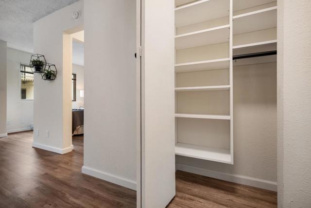 368 Imperial Way, Daly City CA: https://media.crmls.org/mediaz/57c73946-41ca-4199-ad32-e8d9518c0e5a.jpg