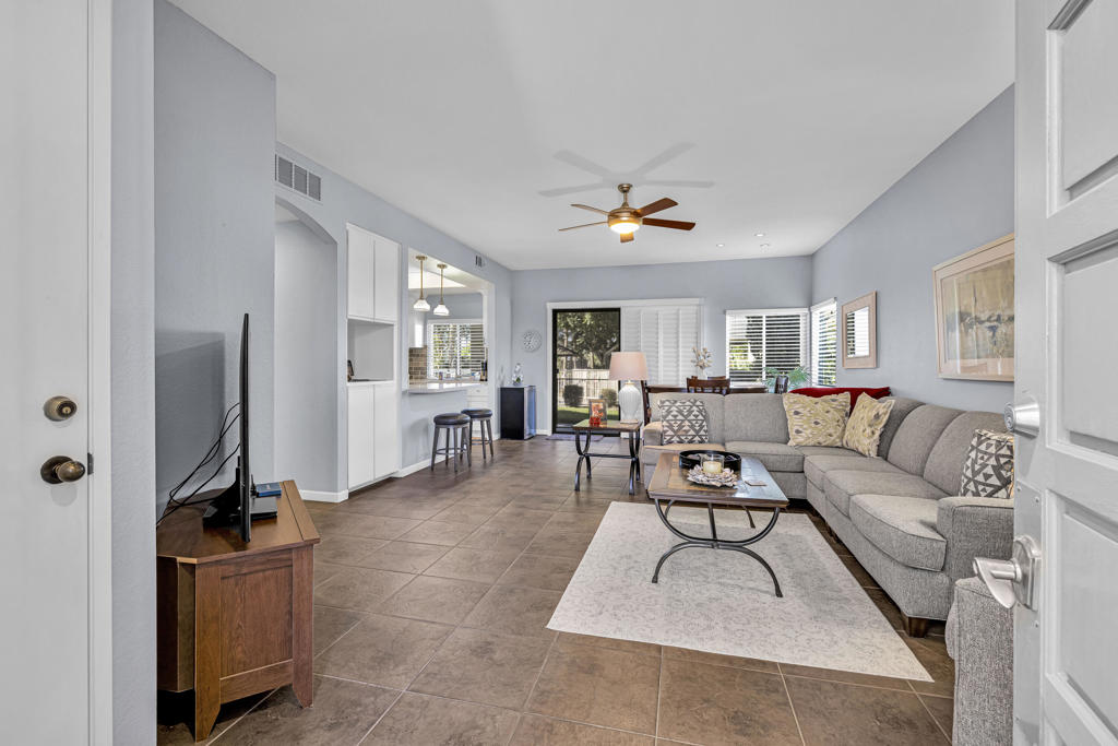 MLS #219137485DA image #1