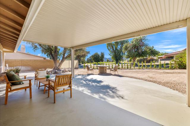 42245 Kansas Street, Palm Desert CA: https://media.crmls.org/mediaz/57c90b4e-c2a7-4dcf-a911-79b615764fa1.jpg